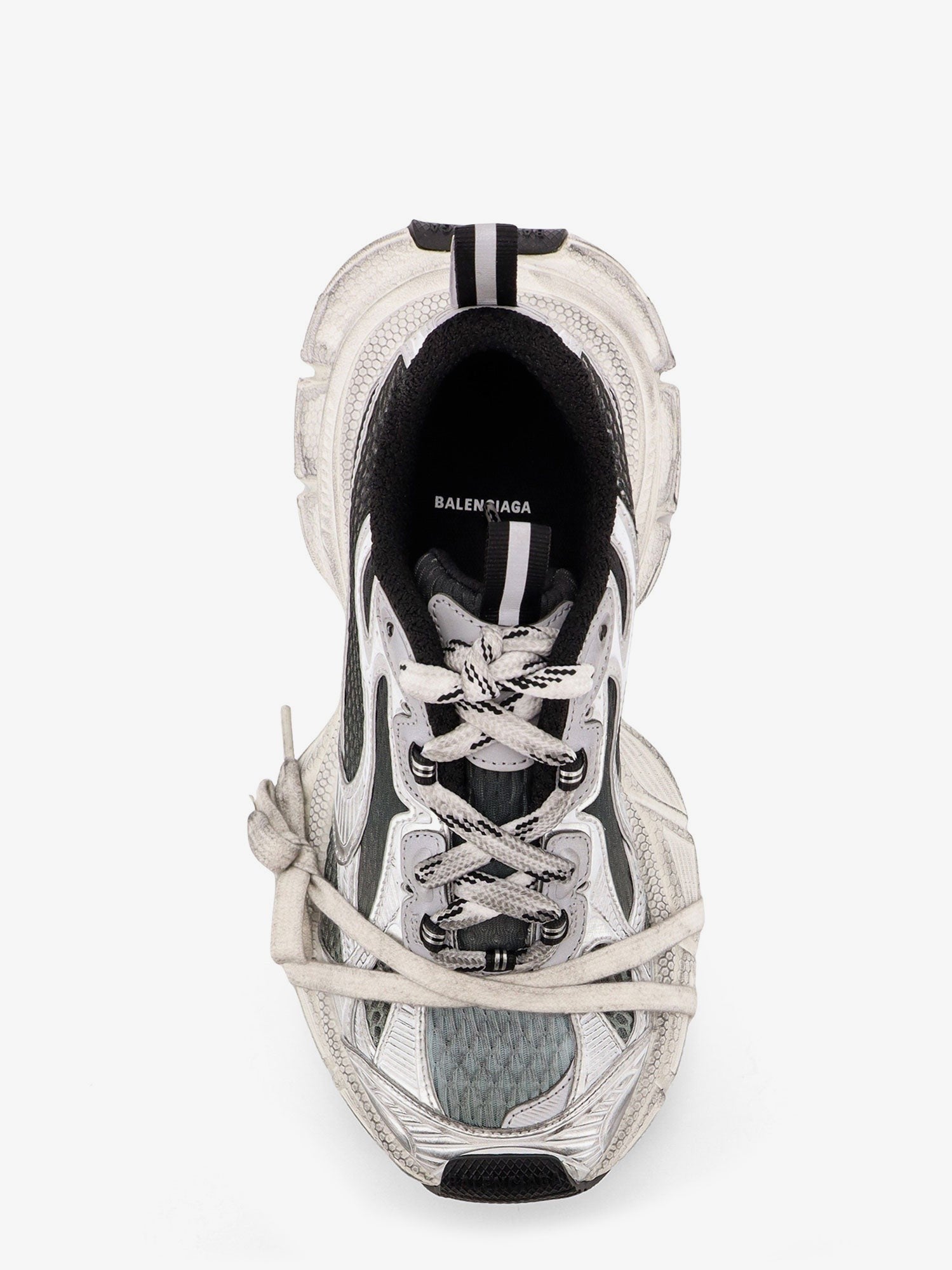 3XL Gradient mesh sneakers with used effect