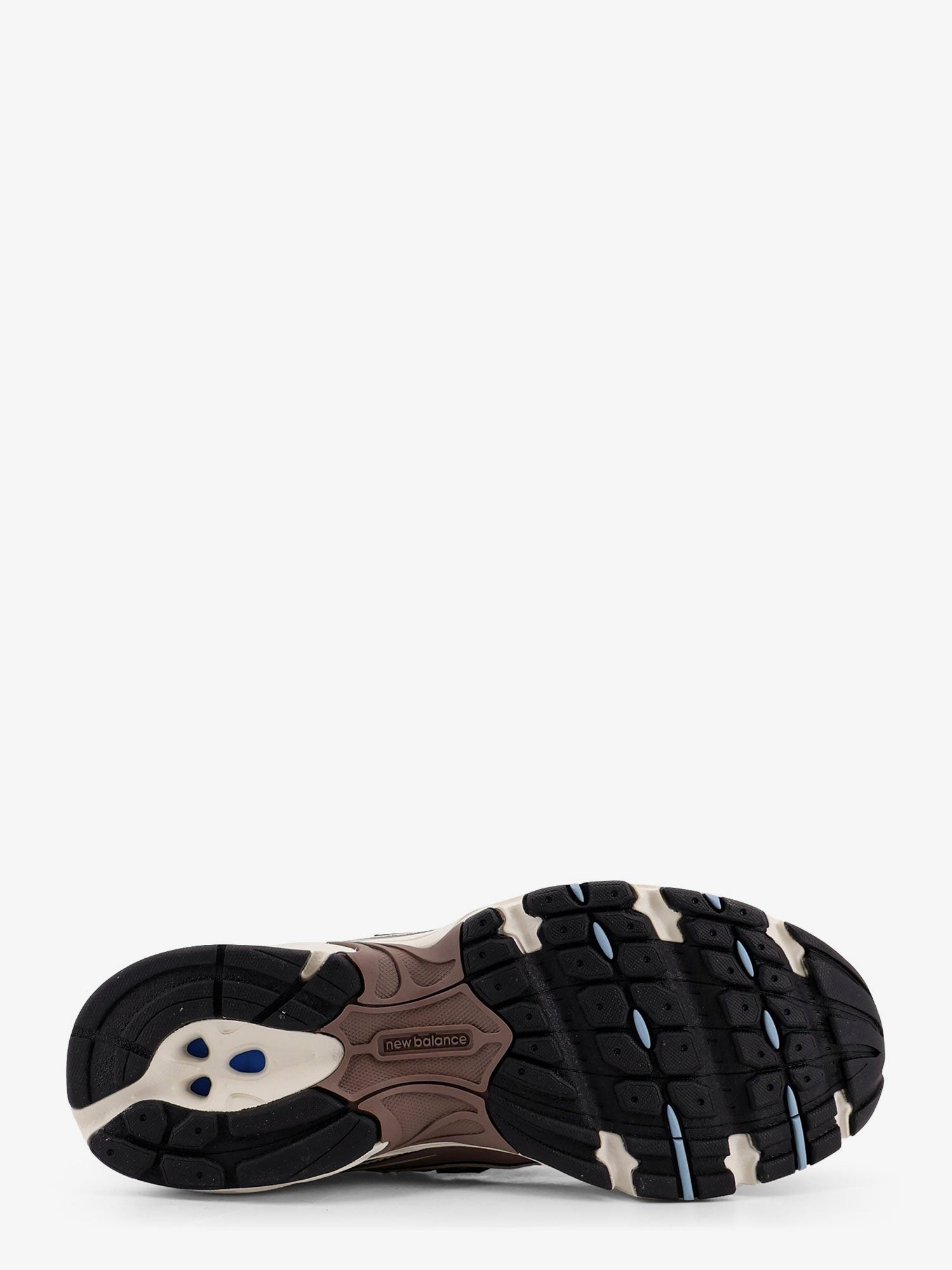 740 low-top mesh sneakers