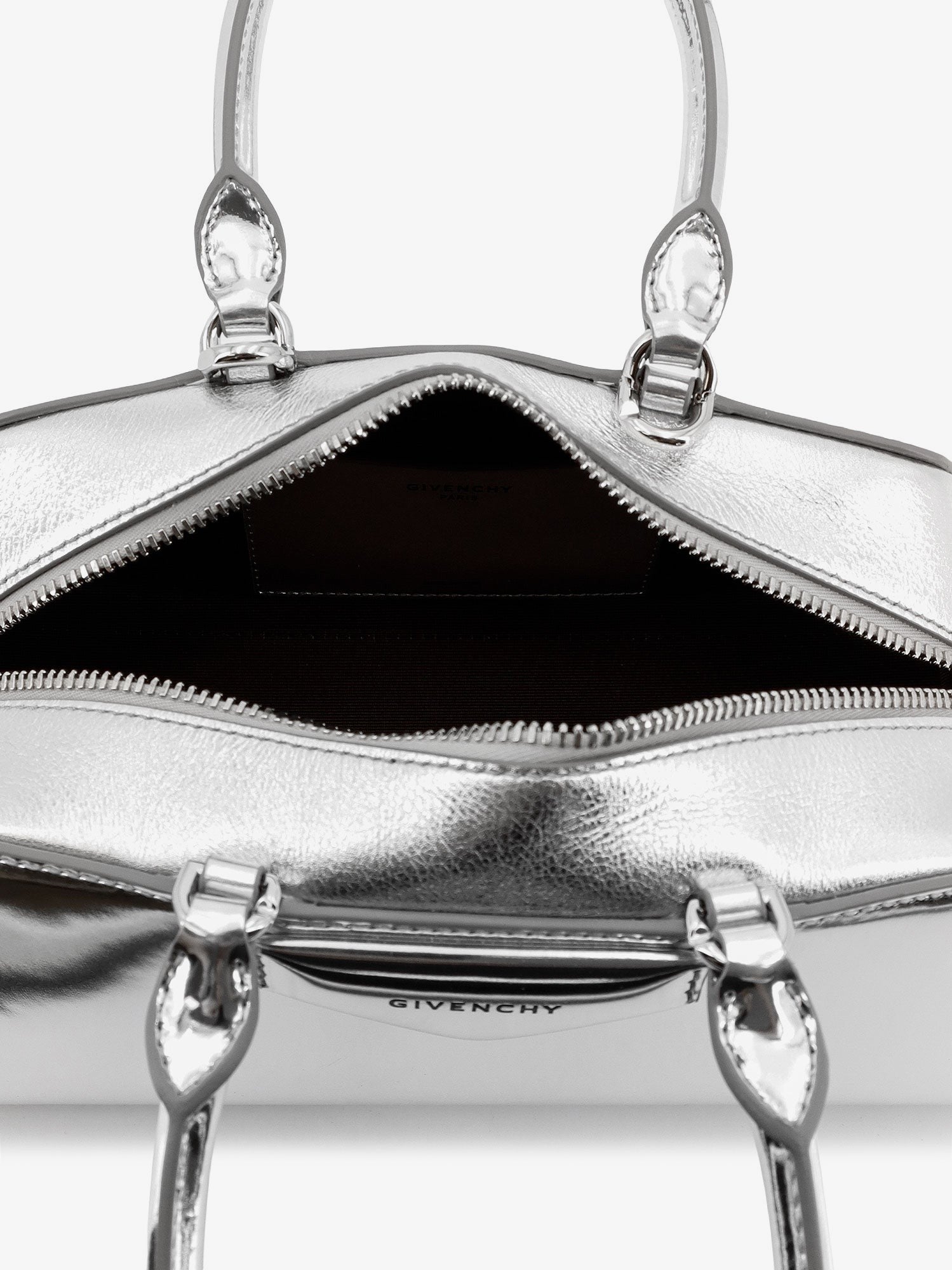 Antigona Small leather crossbody bag