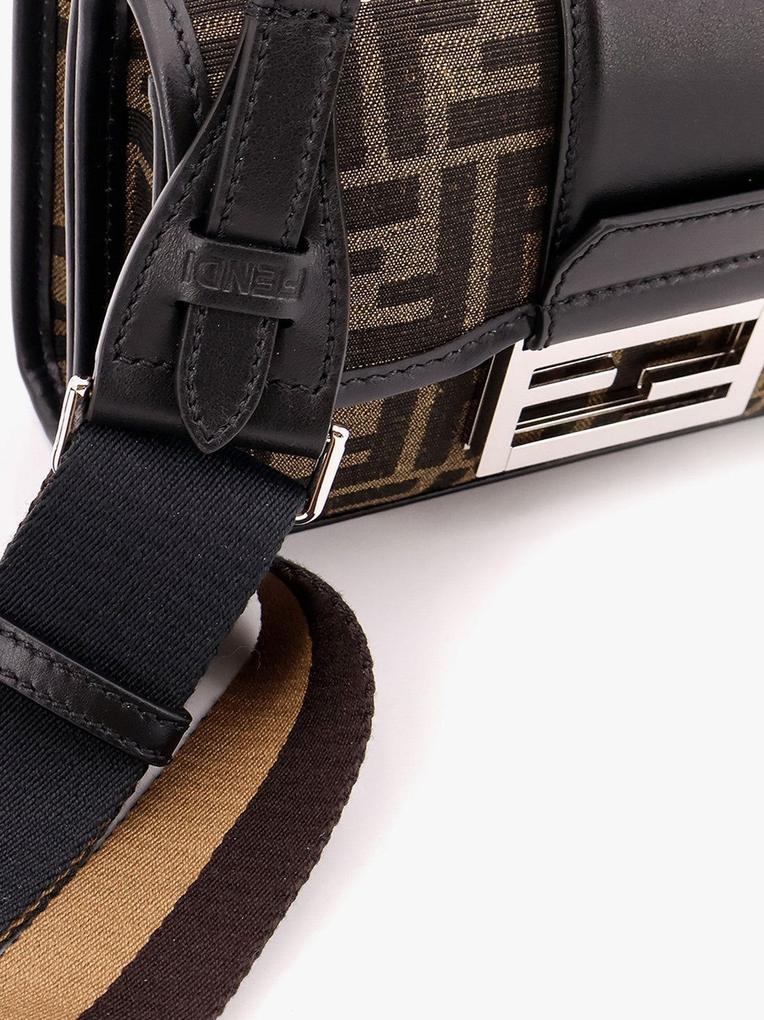 Baguette double jacquard shoulder bag