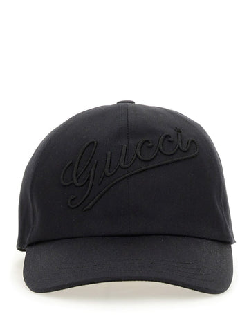 BASEBALL CAP WITH EMBROIDERY