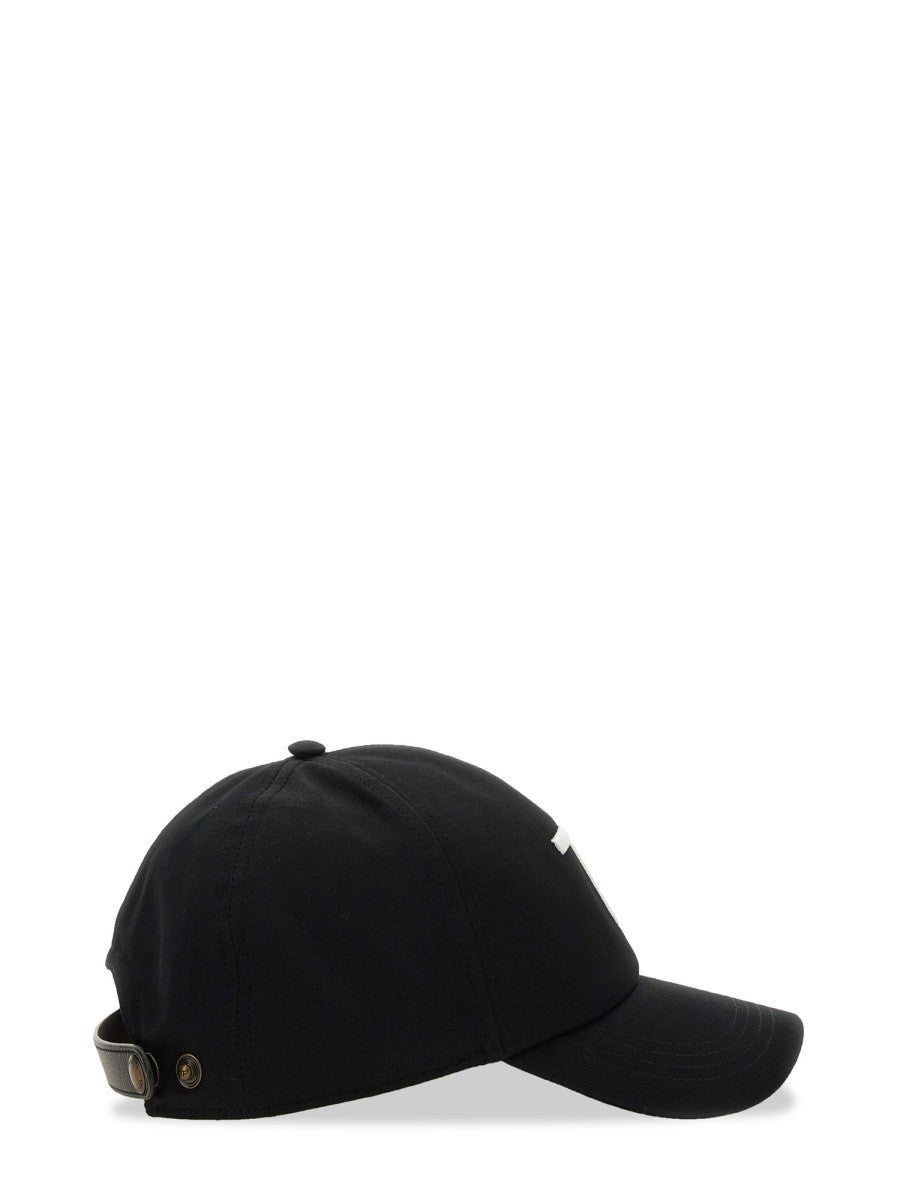 BASEBALL HAT WITH LOGO