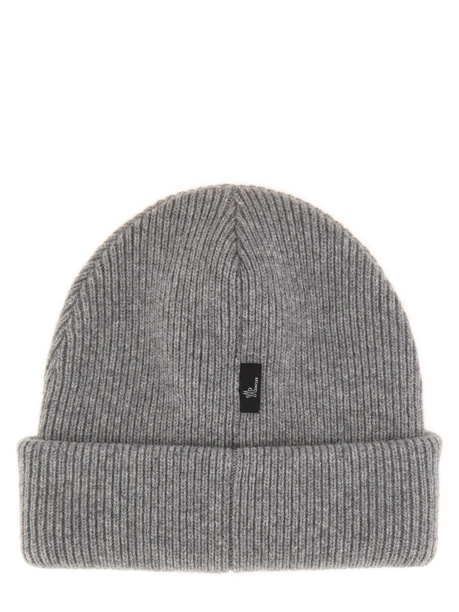 BEANIE HAT WITH LOGO