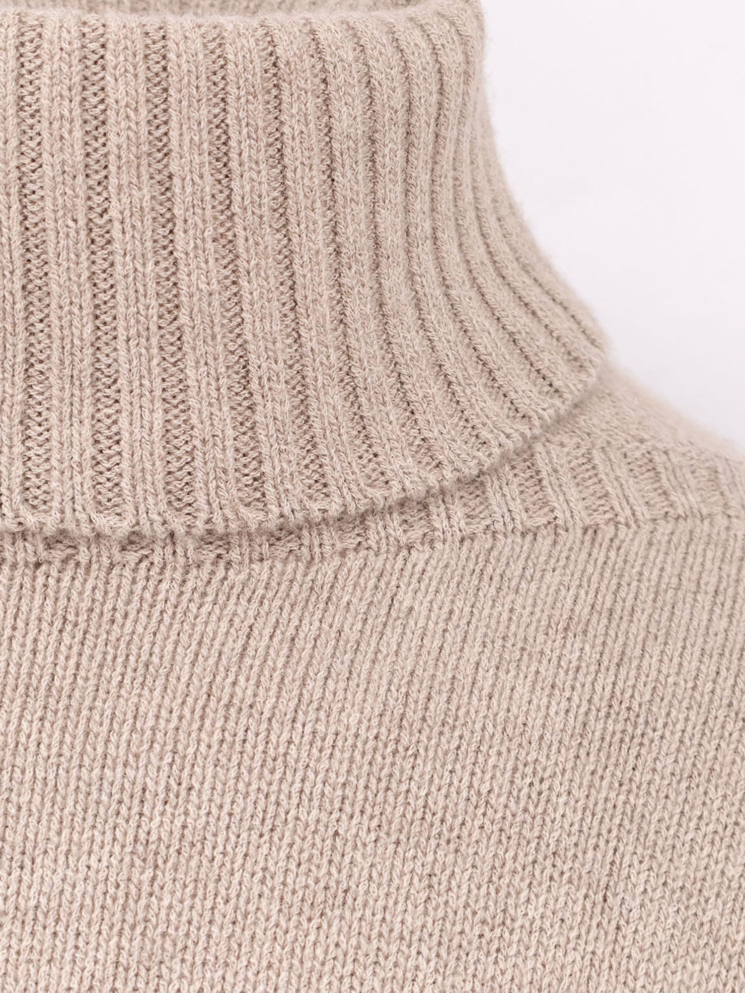 Cashmere turtleneck sweater
