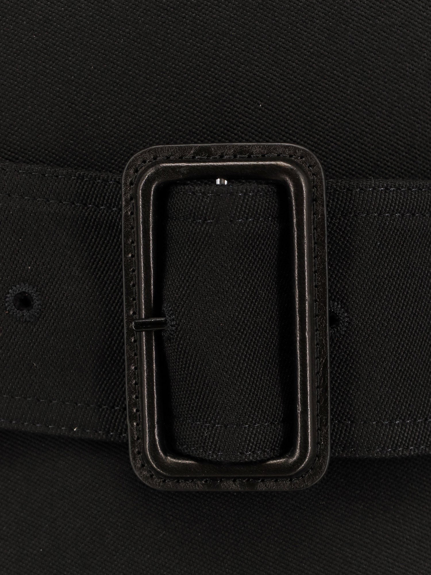 Certified wool coat with belt