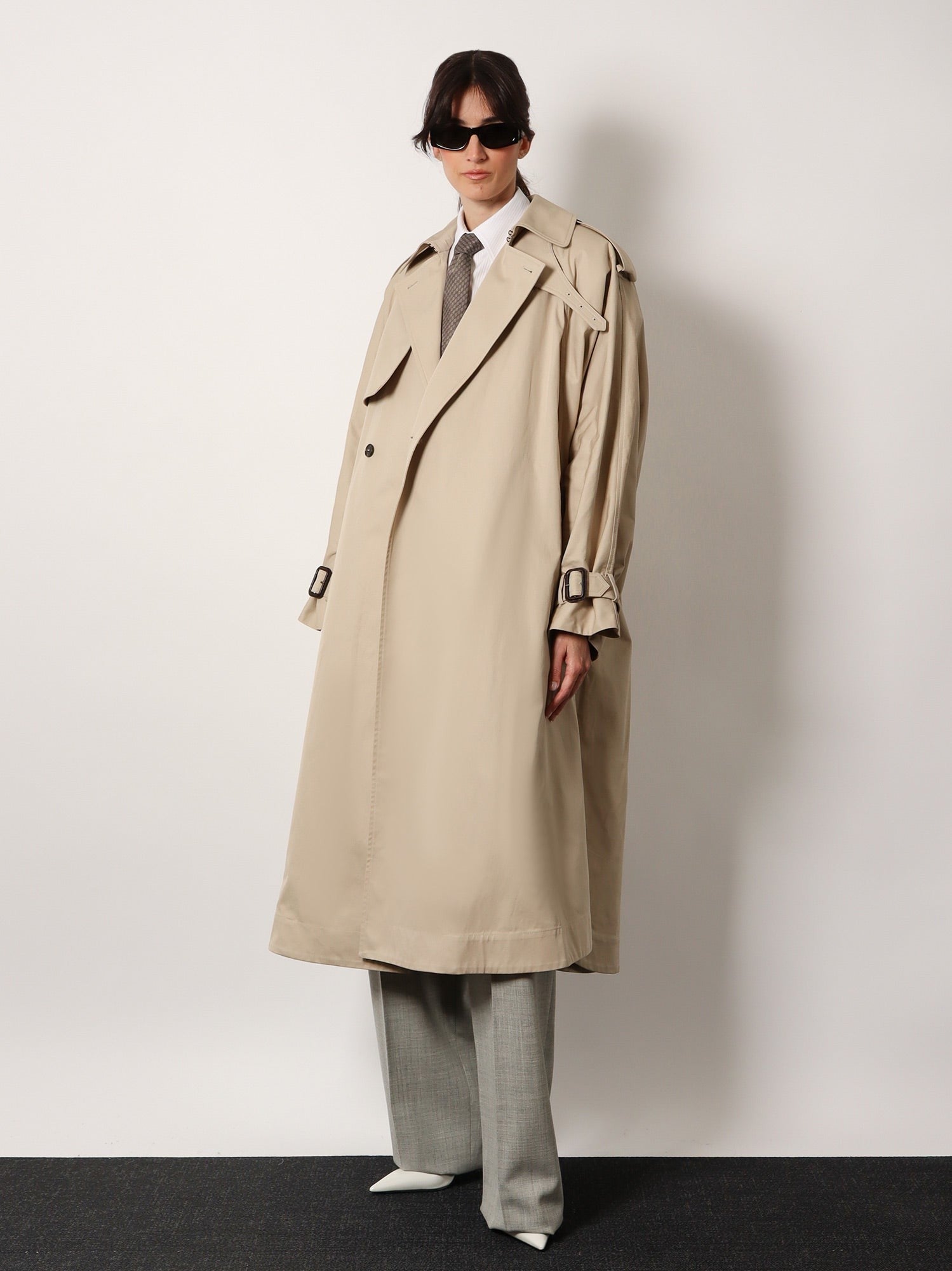 Certified wool trousers with wide leg