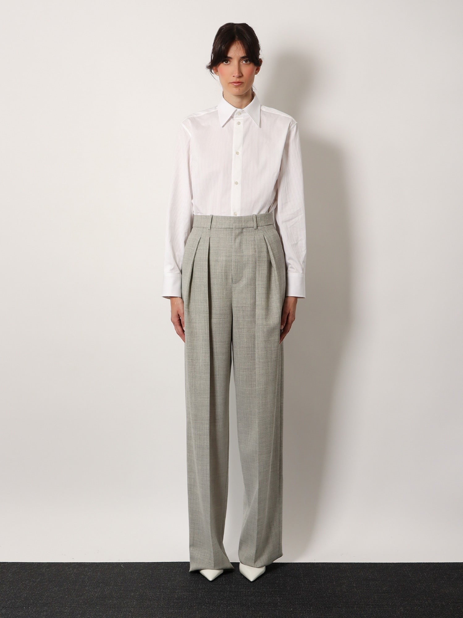Certified wool trousers with wide leg