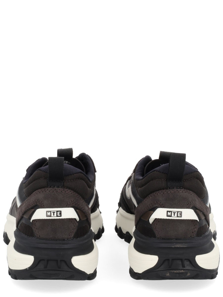 "CROSSPATH XC" SNEAKER