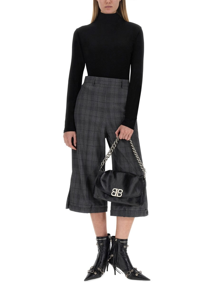 DECONSTRUCTED SHORTS