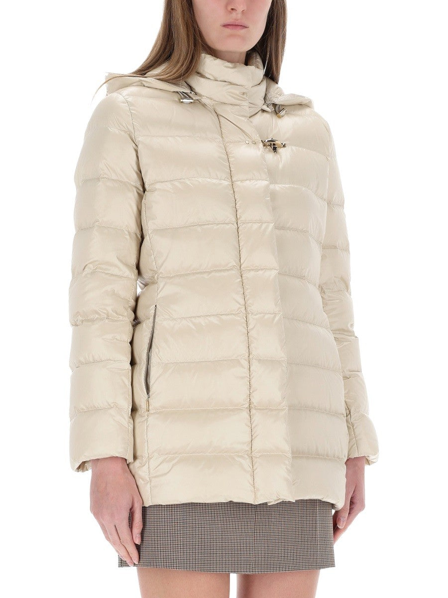 DOWN JACKET WITH HOOD