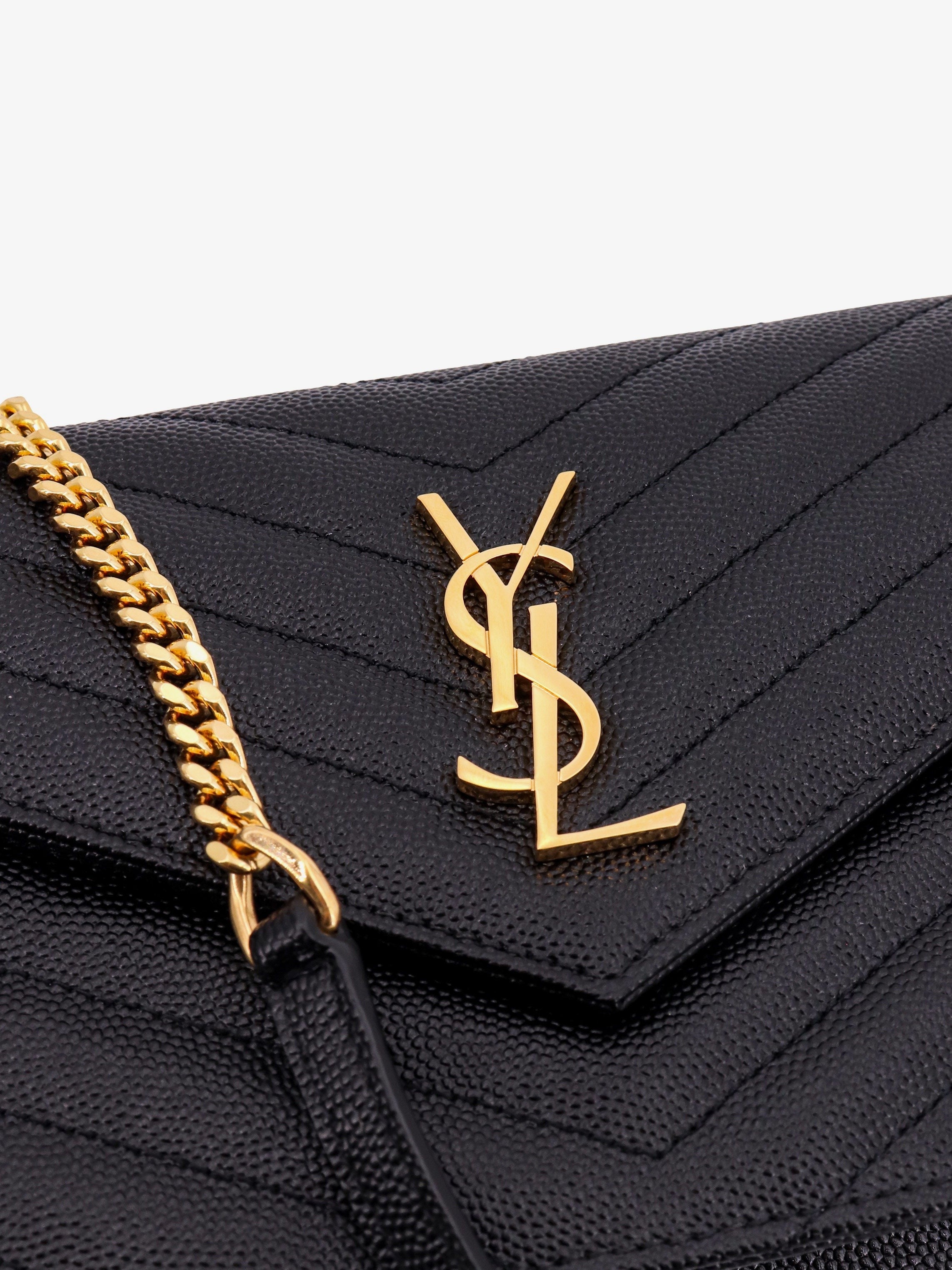 Envelope grain-de-poudre leather clutch bag with Cassandre chain