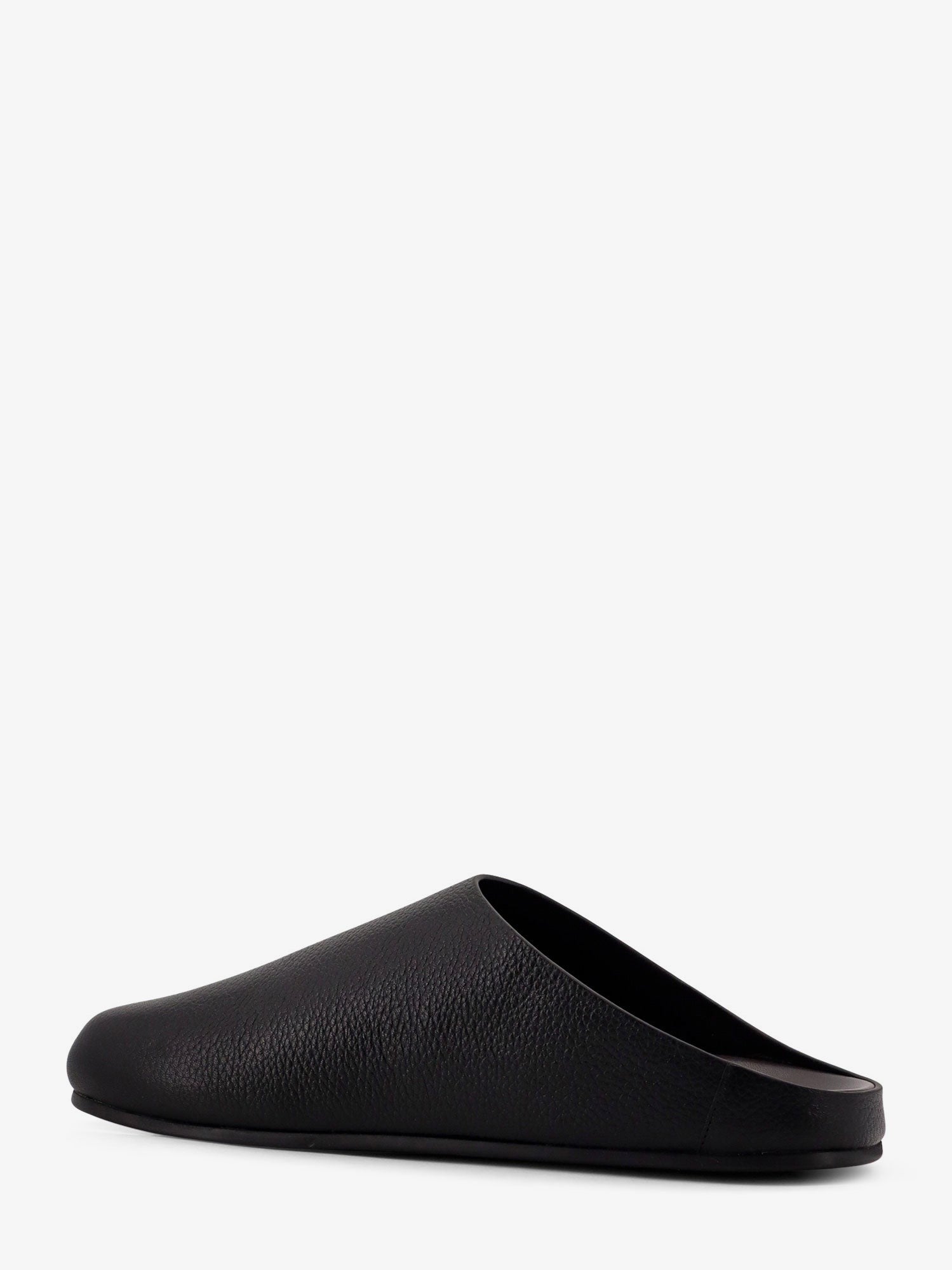 Hammered leather sandals