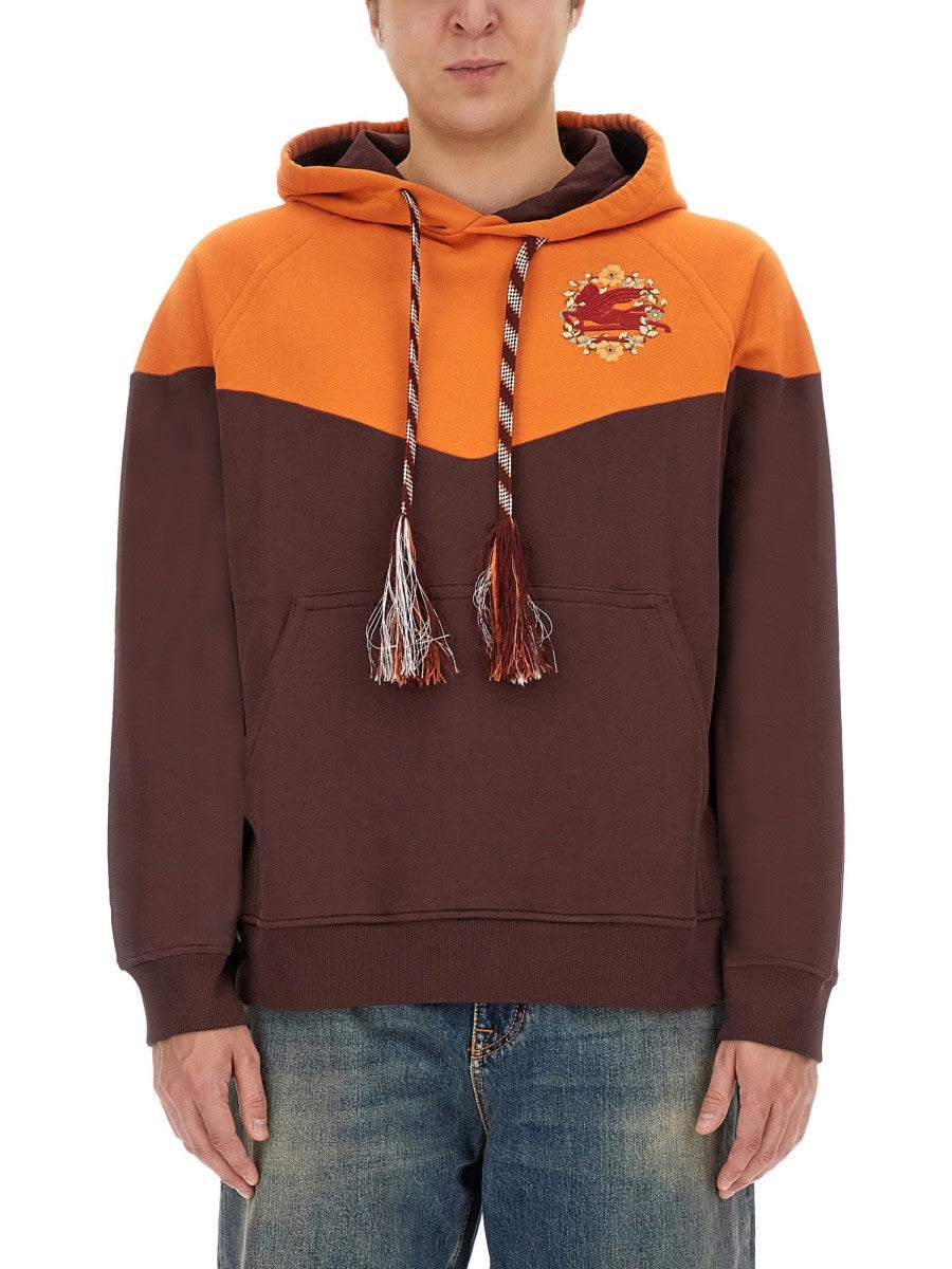 HOODED SWEATSHIRT WITH LOGO