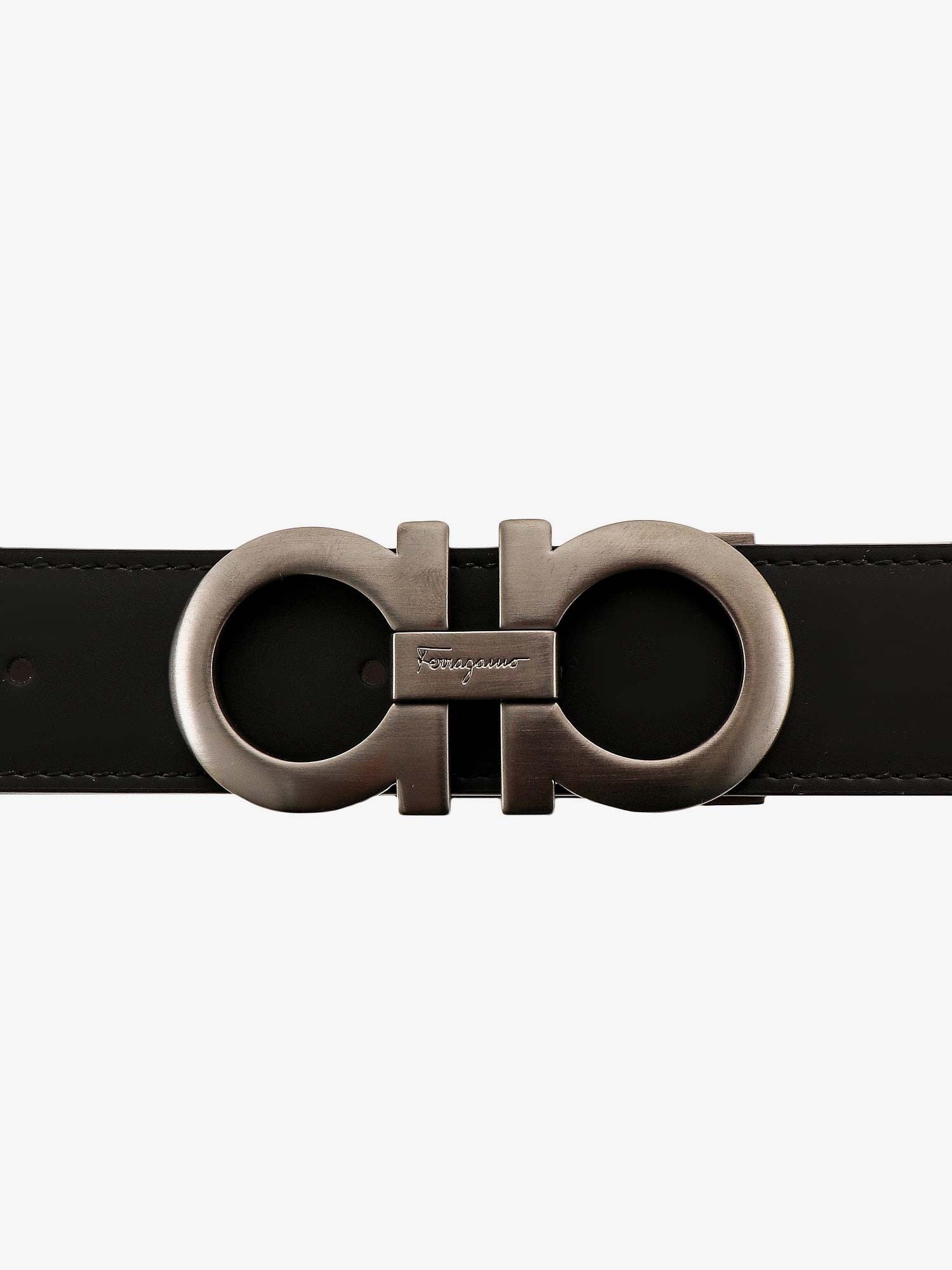 Leather belt