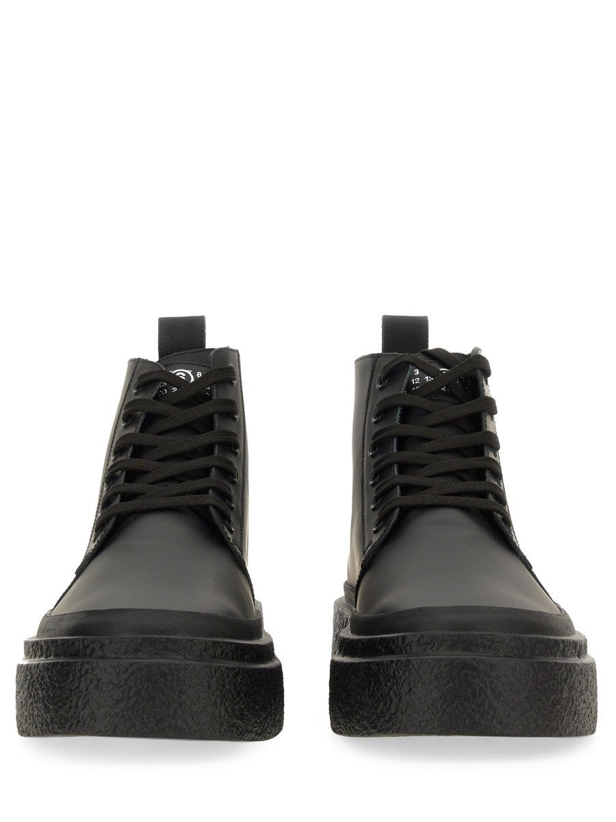 LEATHER LACE-UP SNEAKER