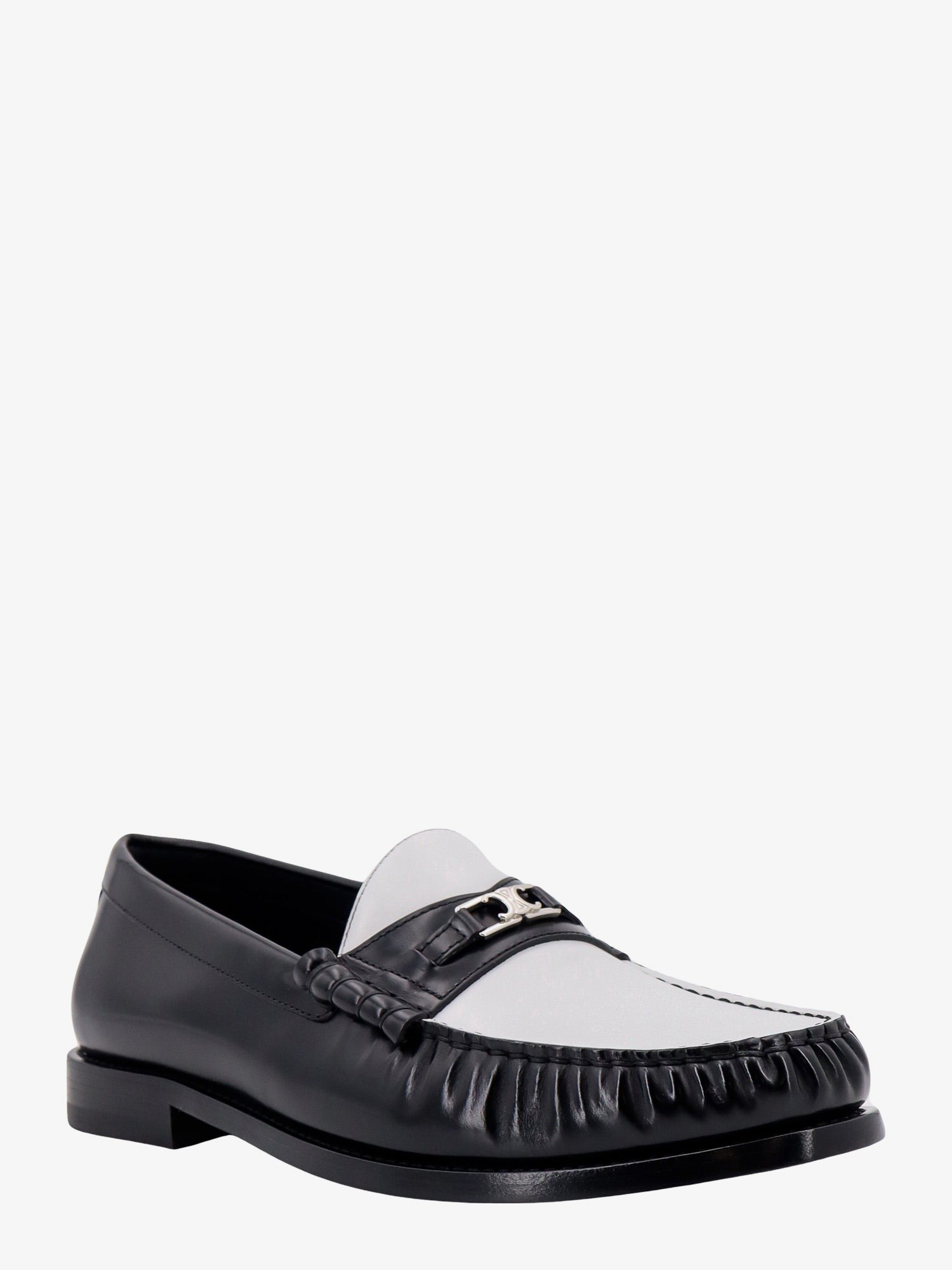 Triomphe 15 leather loafers