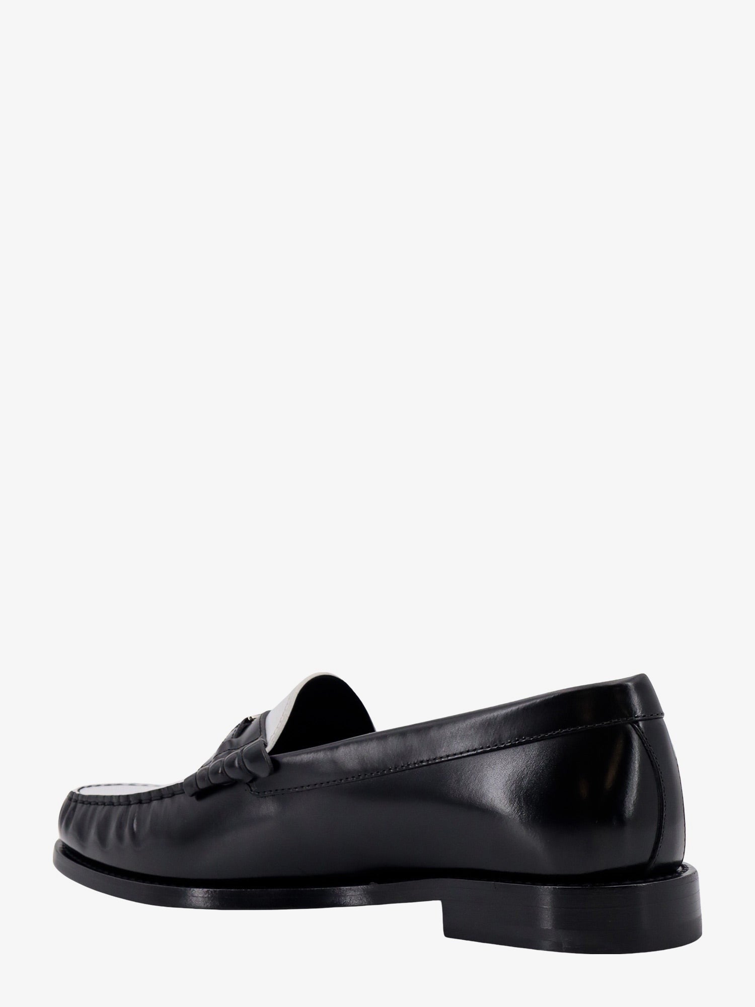 Triomphe 15 leather loafers