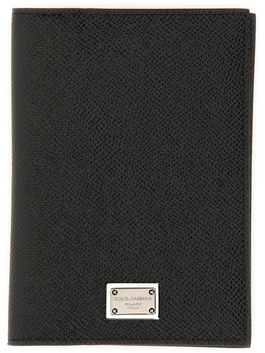 LEATHER PASSPORT HOLDER