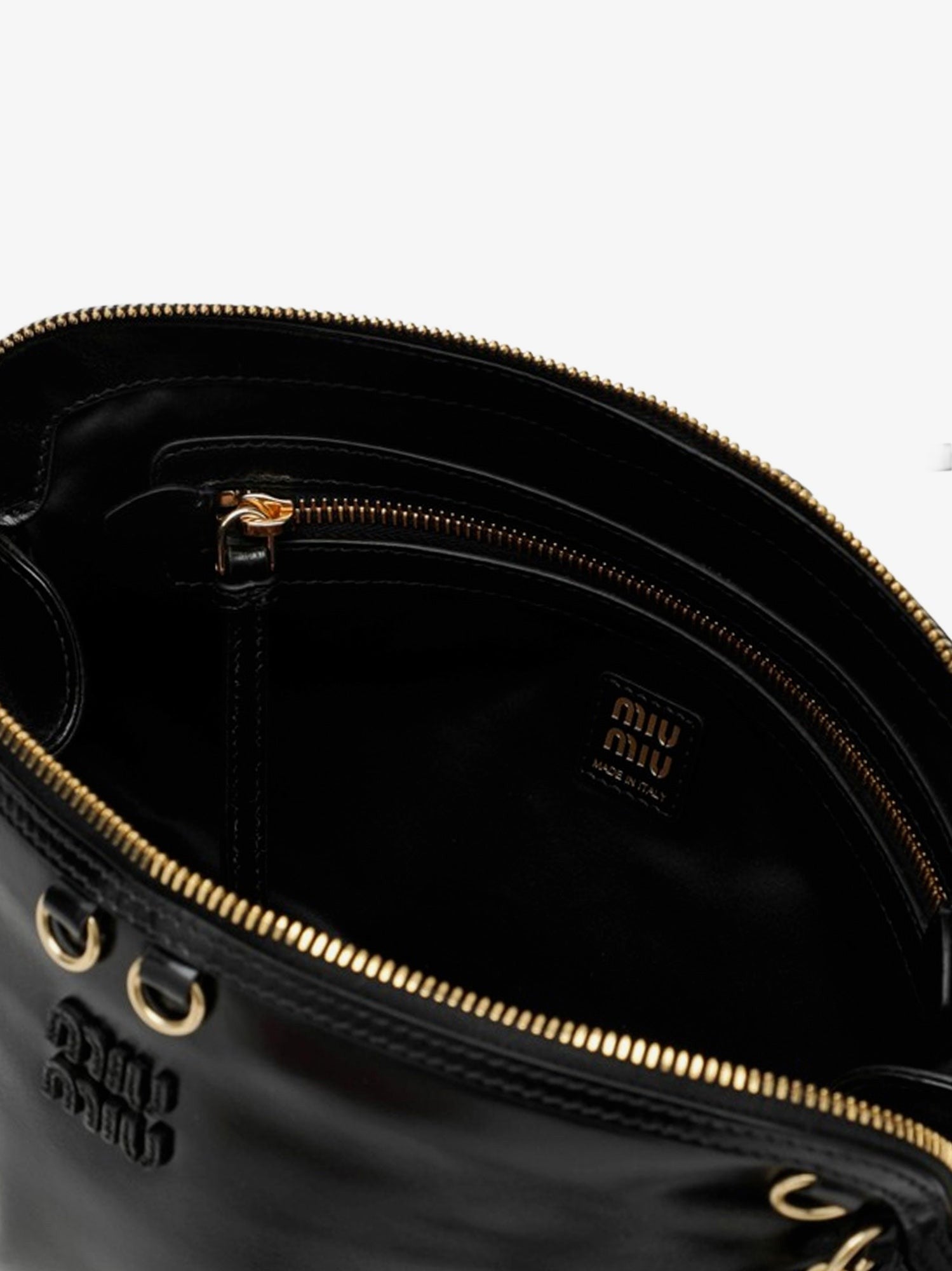 Leather shoulder bag