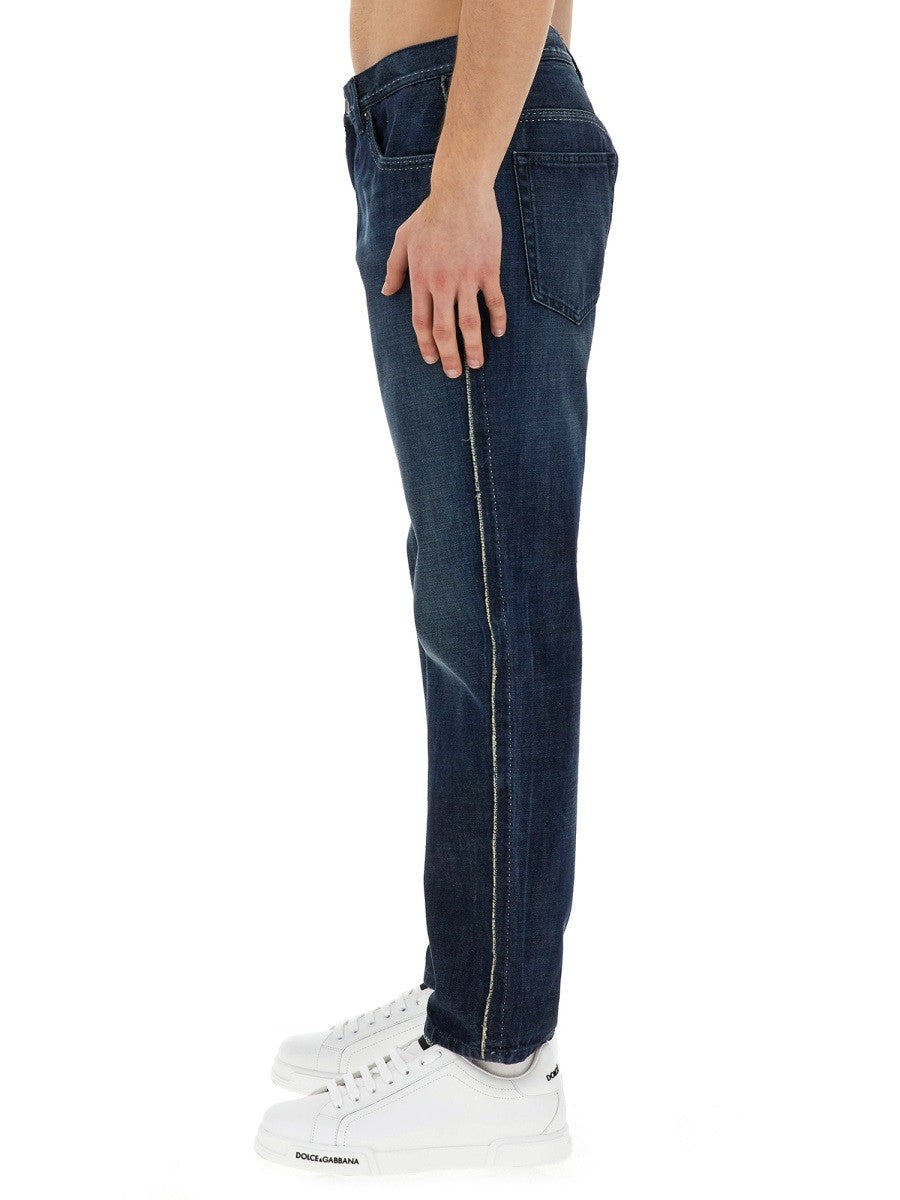 LOOSE FIT JEANS