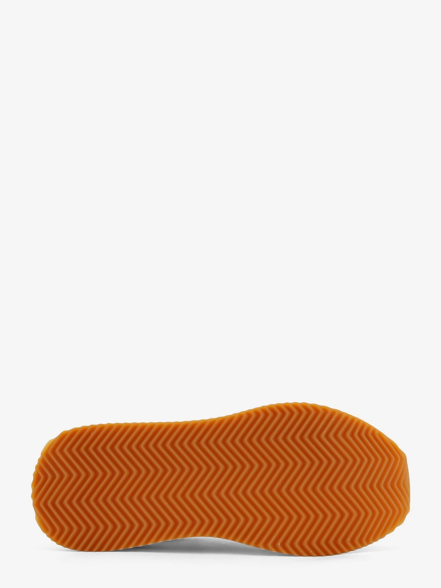 Low-top lace sneakers with suede inserts