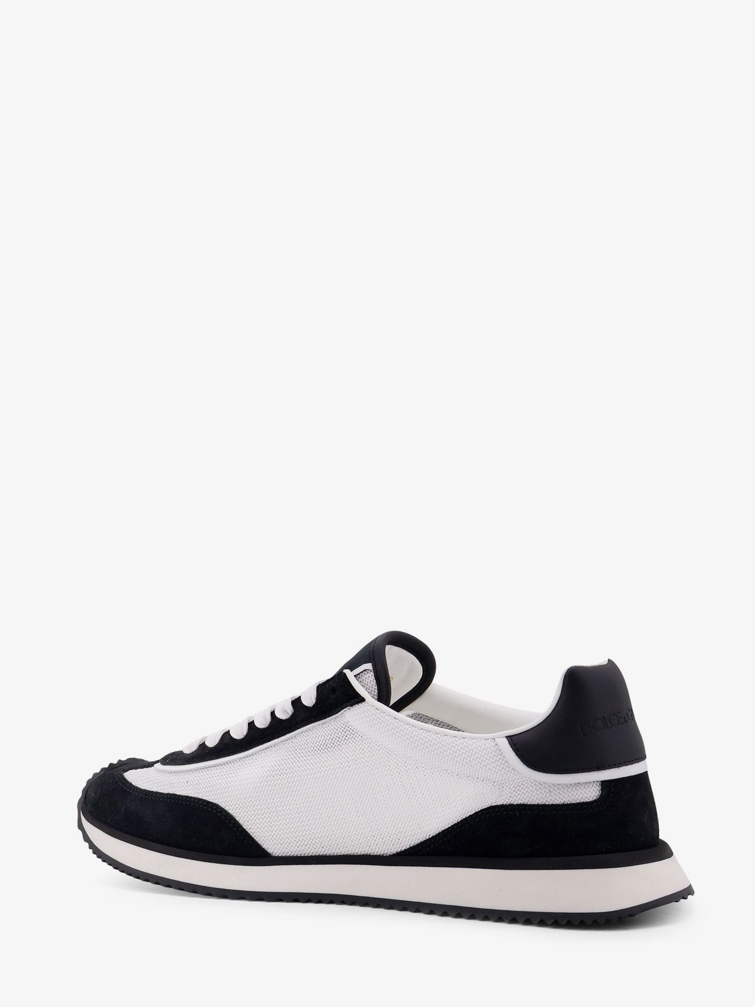 Low-top mesh sneakers with suede inserts