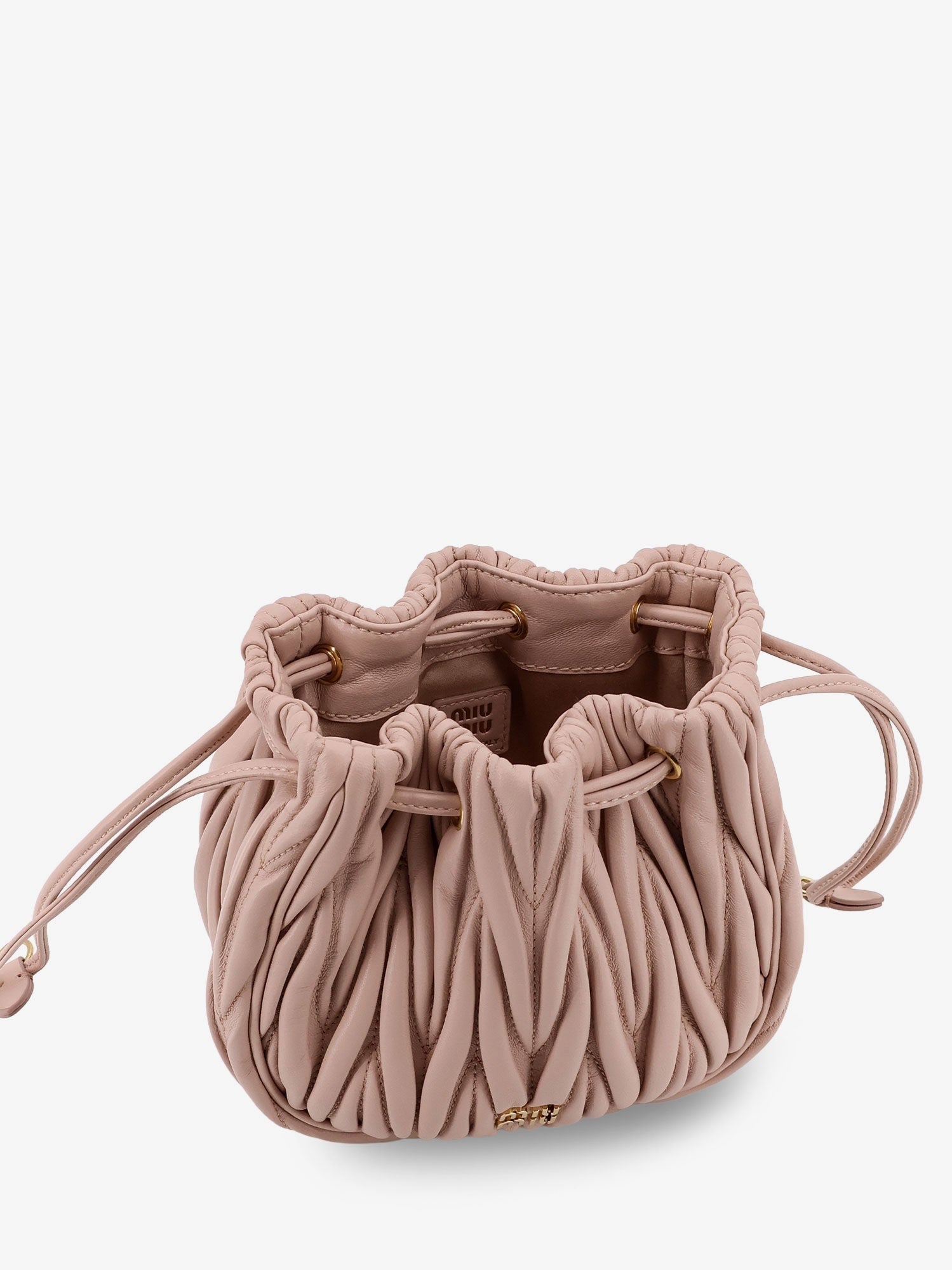 Matelassé leather bucket bag