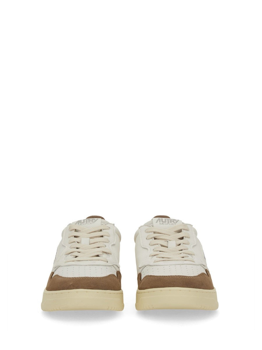 "MEDALIST" LOW SNEAKER
