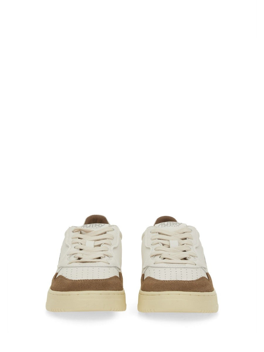 "MEDALIST LOW" SNEAKER