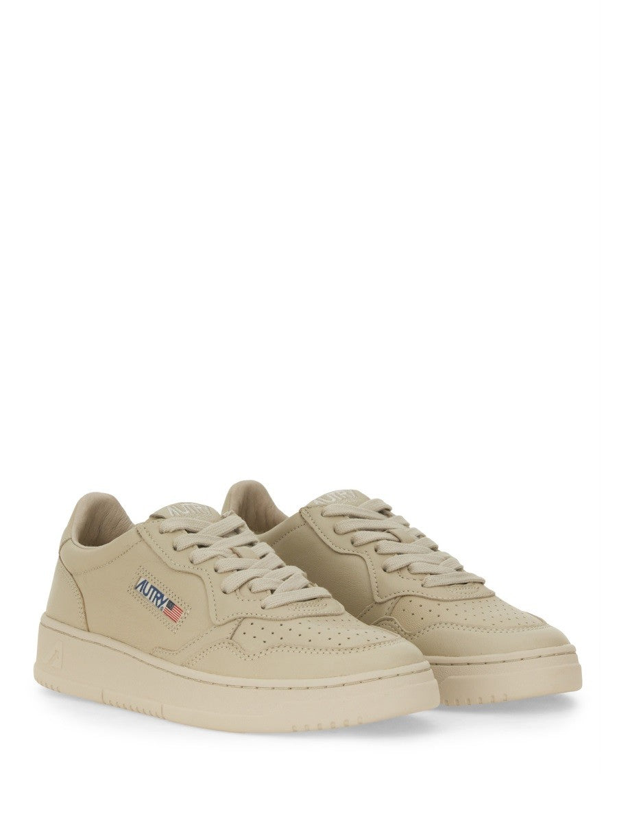 "MEDALIST LOW" SNEAKER