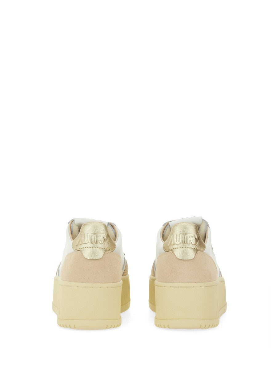 "MEDALIST" PLATFORM SNEAKER