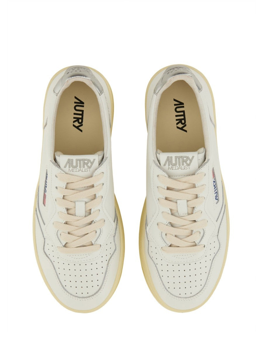 "MEDALIST" PLATFORM SNEAKER