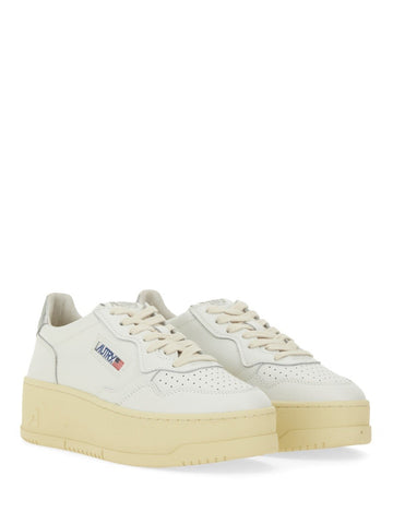 "MEDALIST" PLATFORM SNEAKER