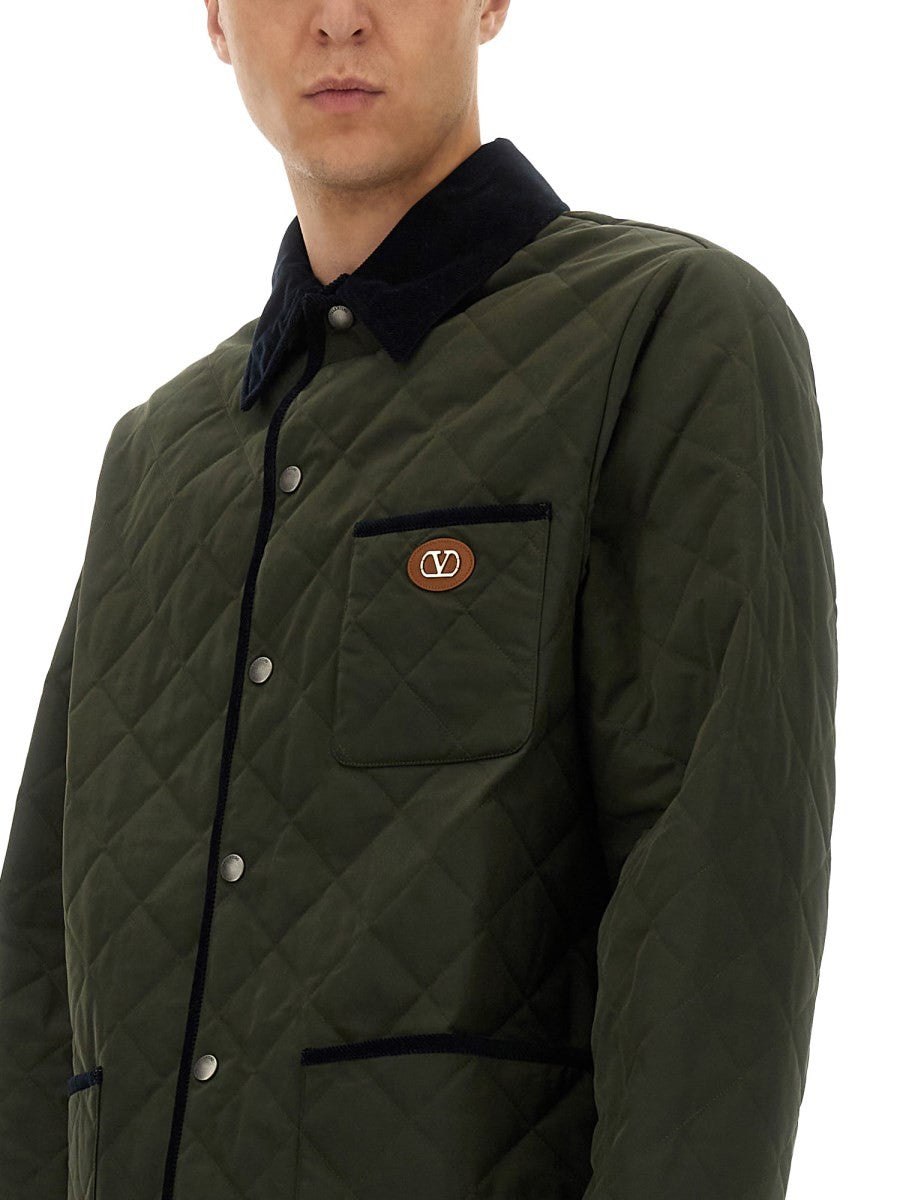 QUILTED SHIRT JACKET WITH "VLOGO" PATCH