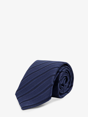 Silk tie
