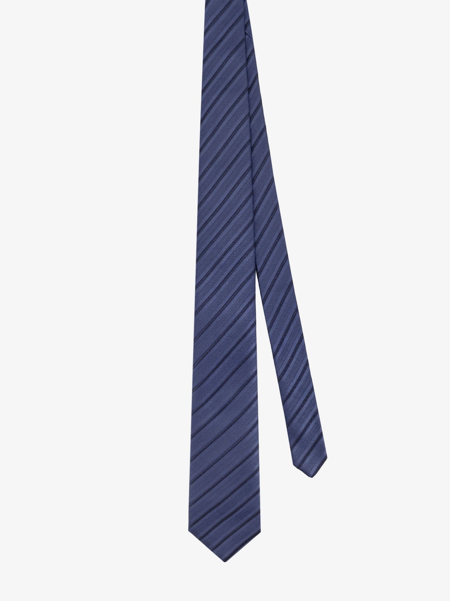 Silk tie