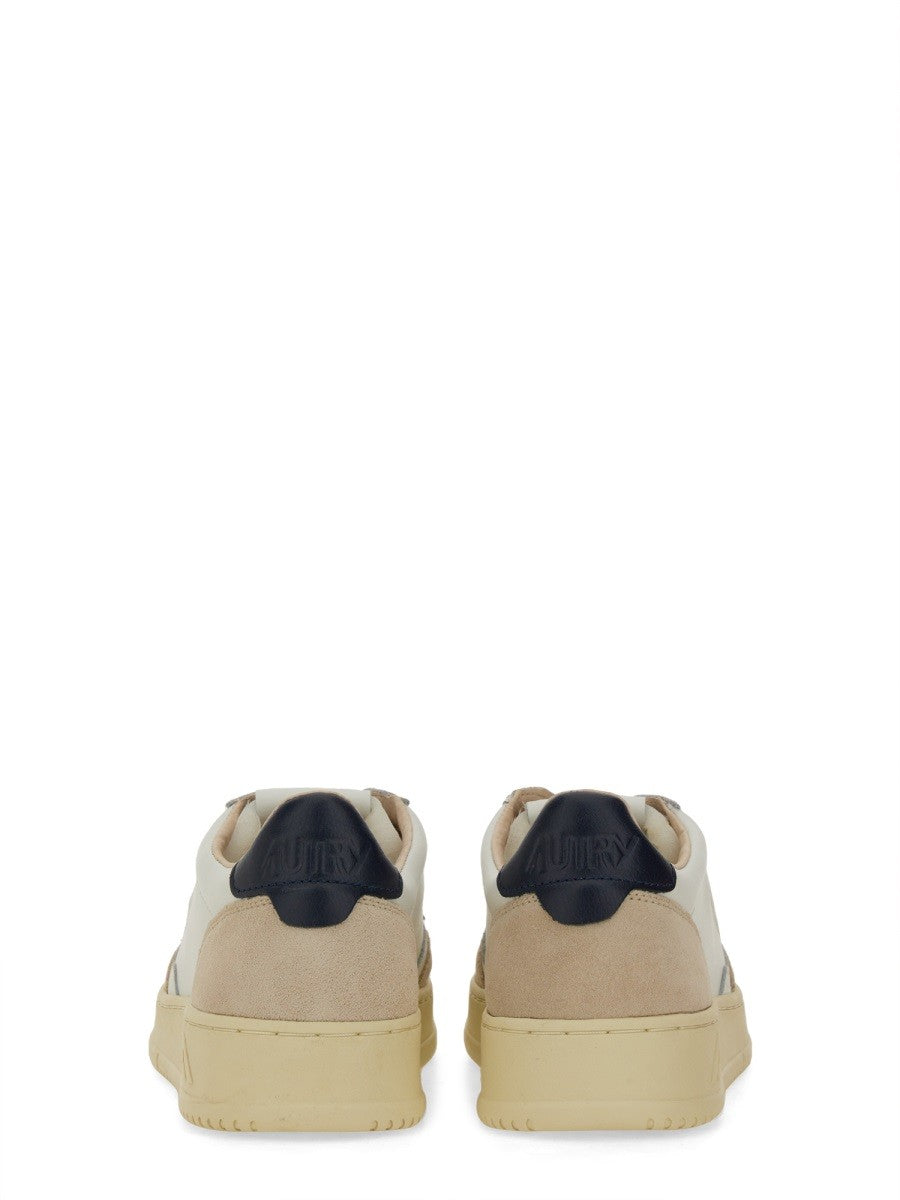 SNEAKER "MEDALIST" LOW