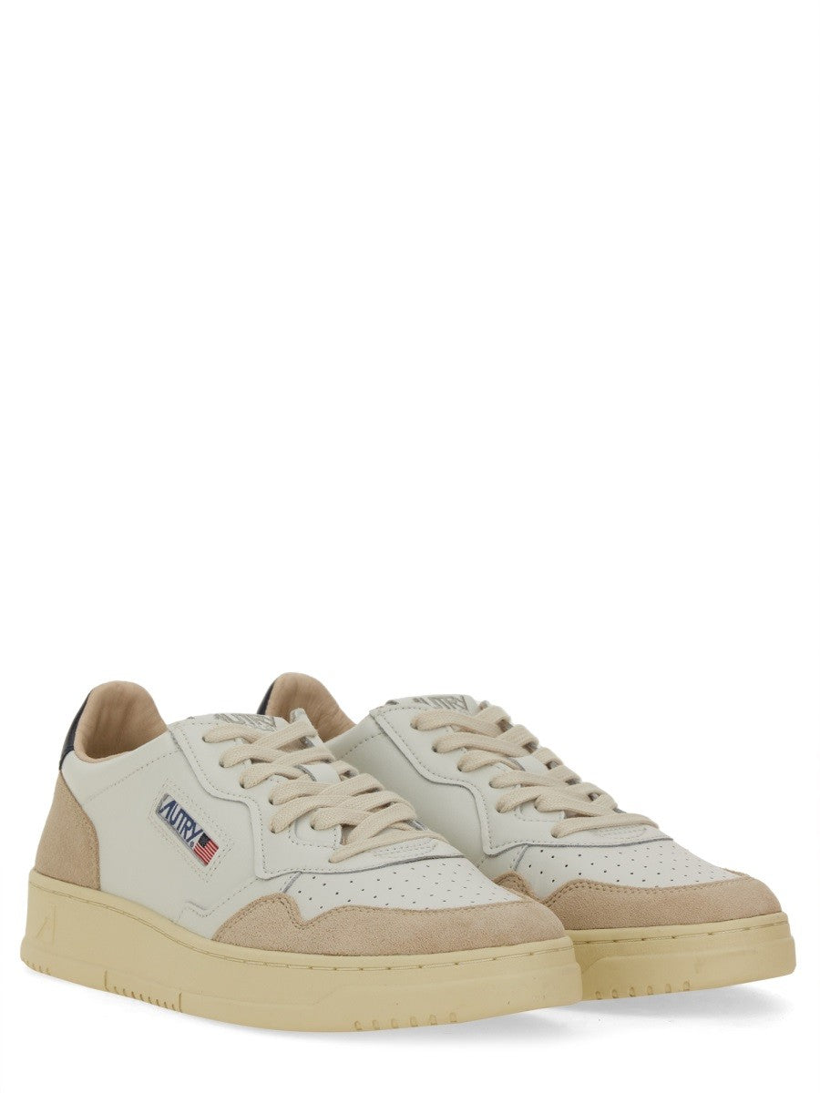 SNEAKER "MEDALIST" LOW