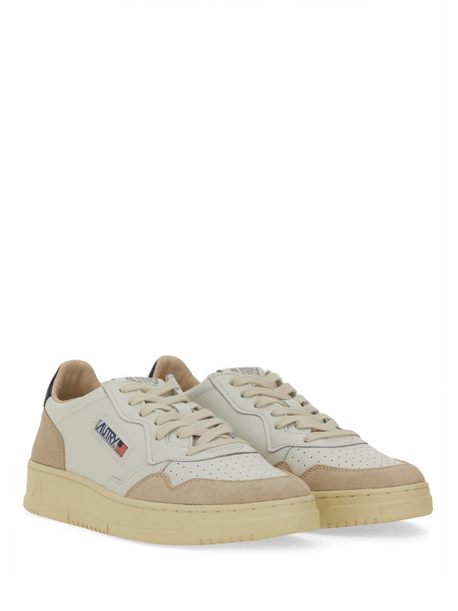 SNEAKER "MEDALIST" LOW