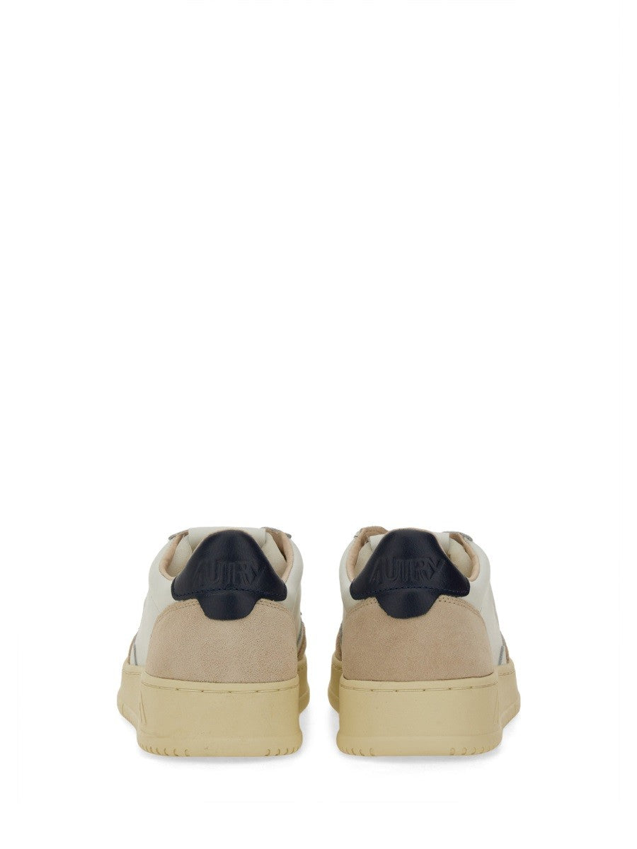 SNEAKER "MEDALIST" LOW