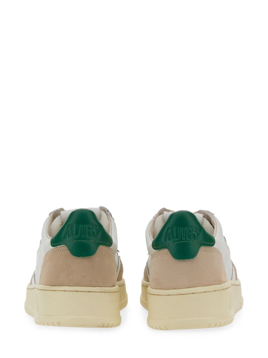 MEDALIST LOW SNEAKER