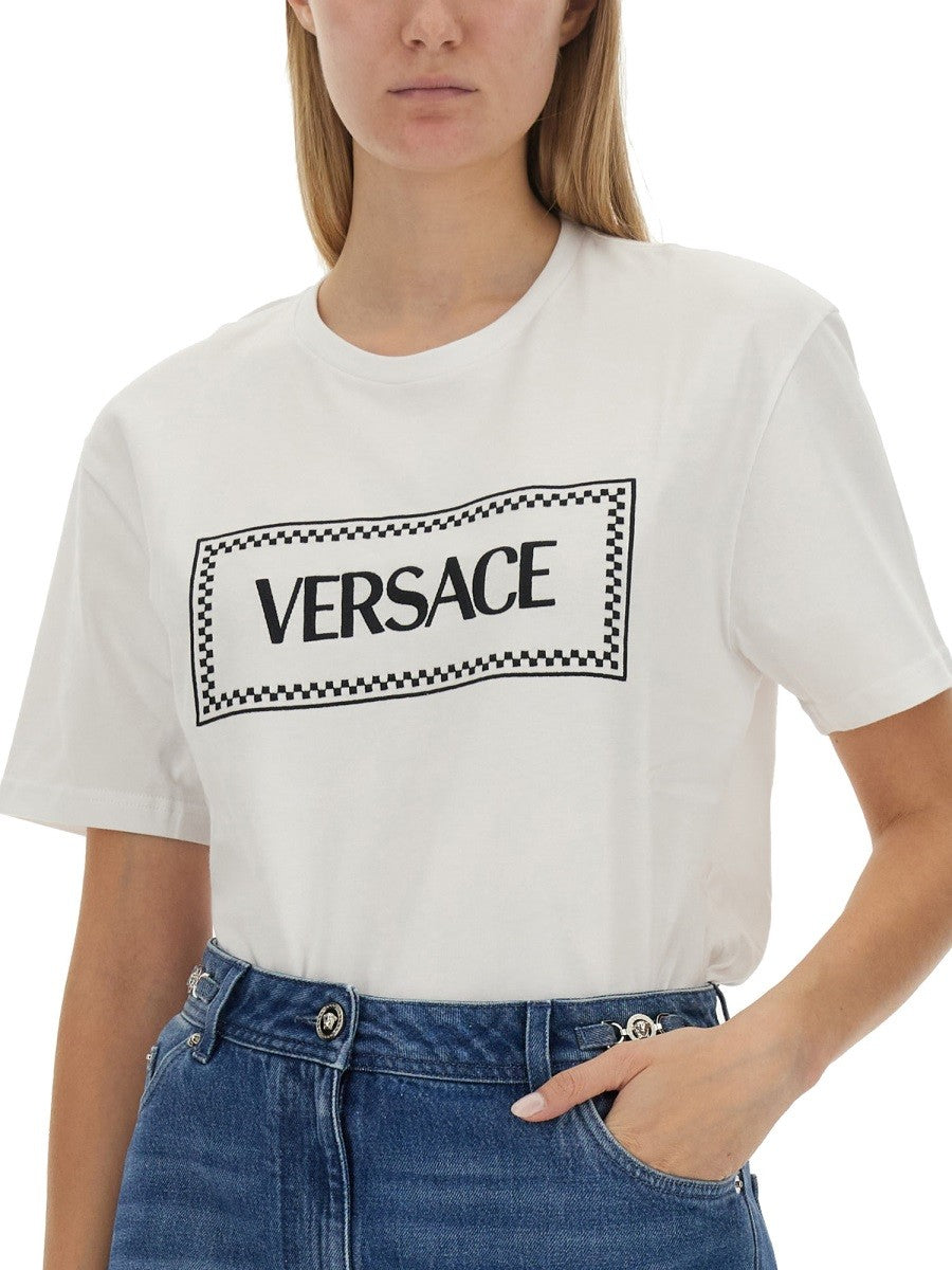 T-SHIRT WITH '90S VINTAGE LOGO