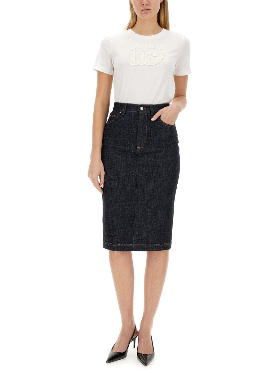 T-SHIRT WITH LOGO PATCH