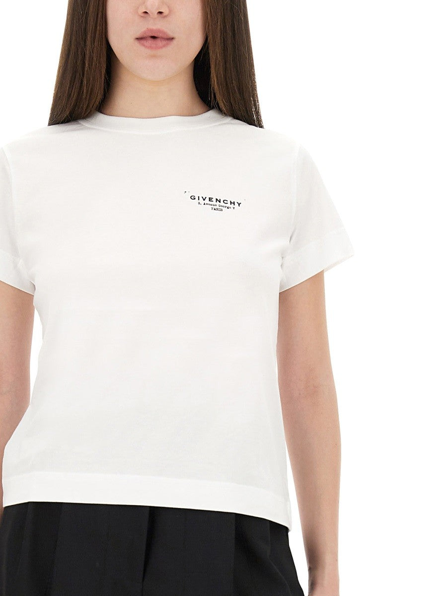 T-SHIRT WITH LOGO