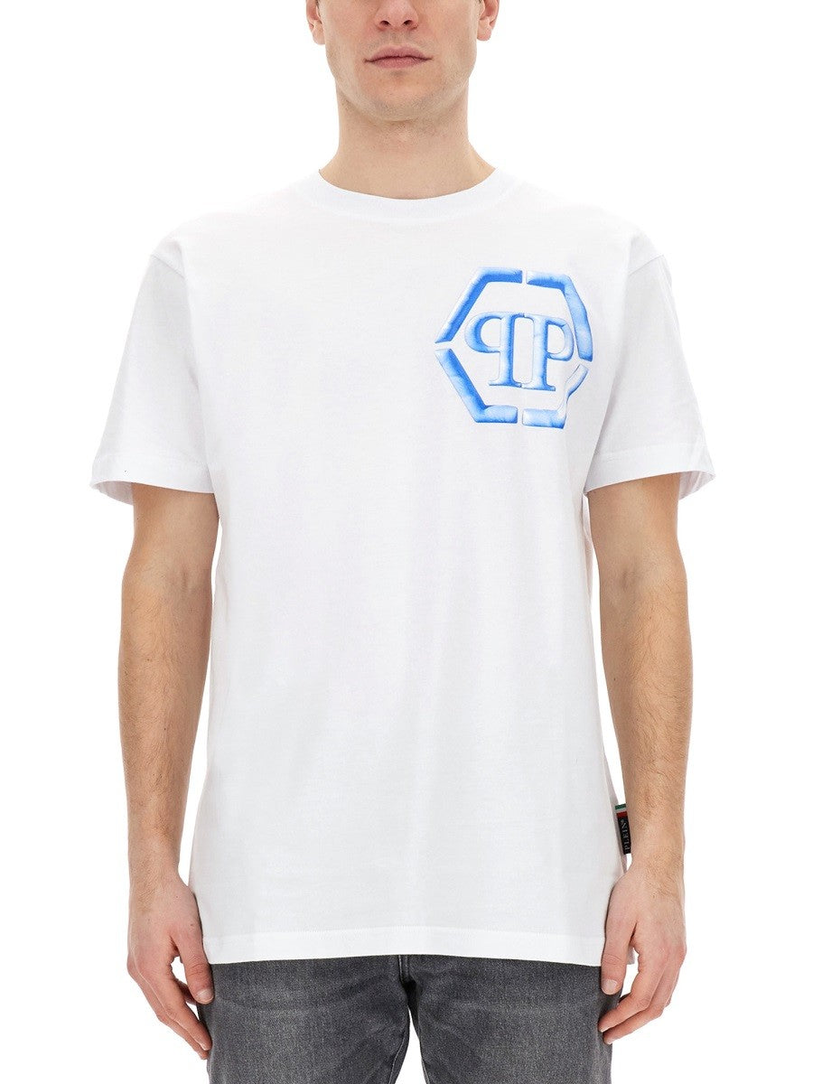 T-SHIRT WITH LOGO