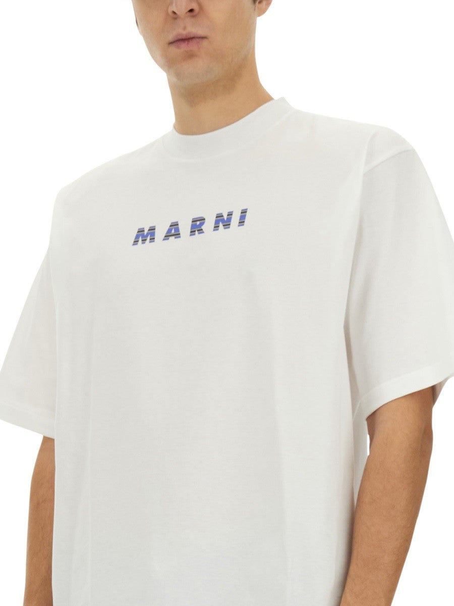T-SHIRT WITH LOGO