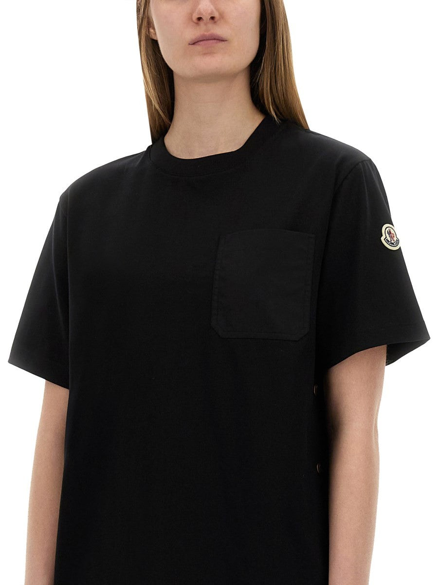 T-SHIRT WITH SIDE BUTTONS