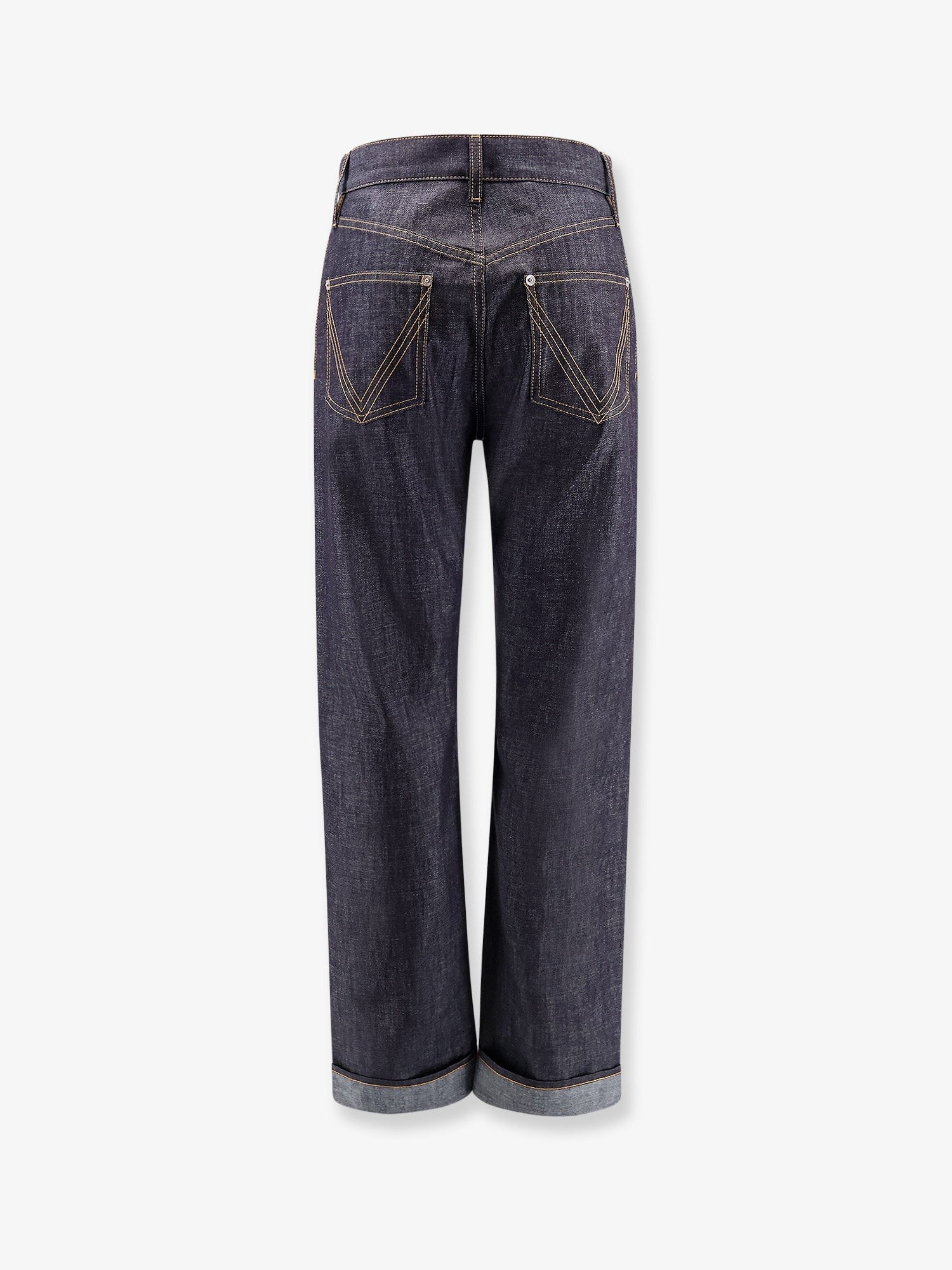 Turned up jeans with straight leg