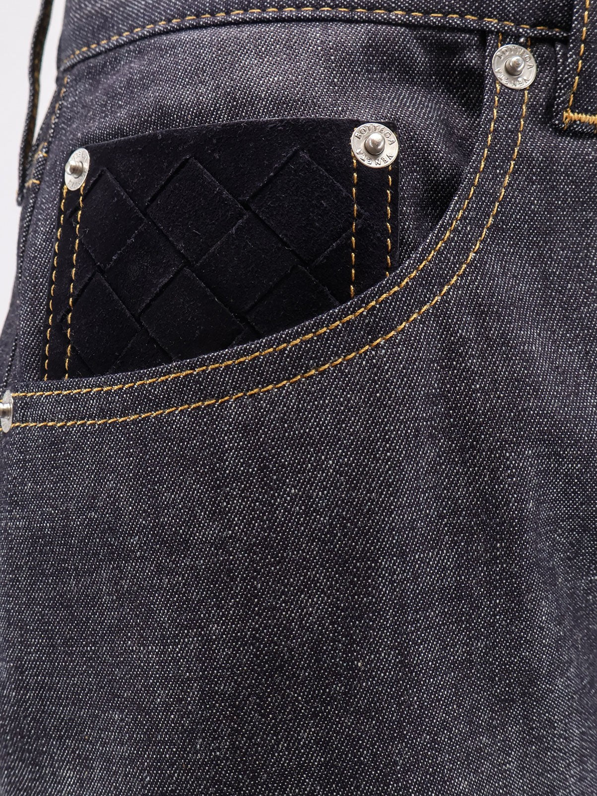 Turned up jeans with straight leg