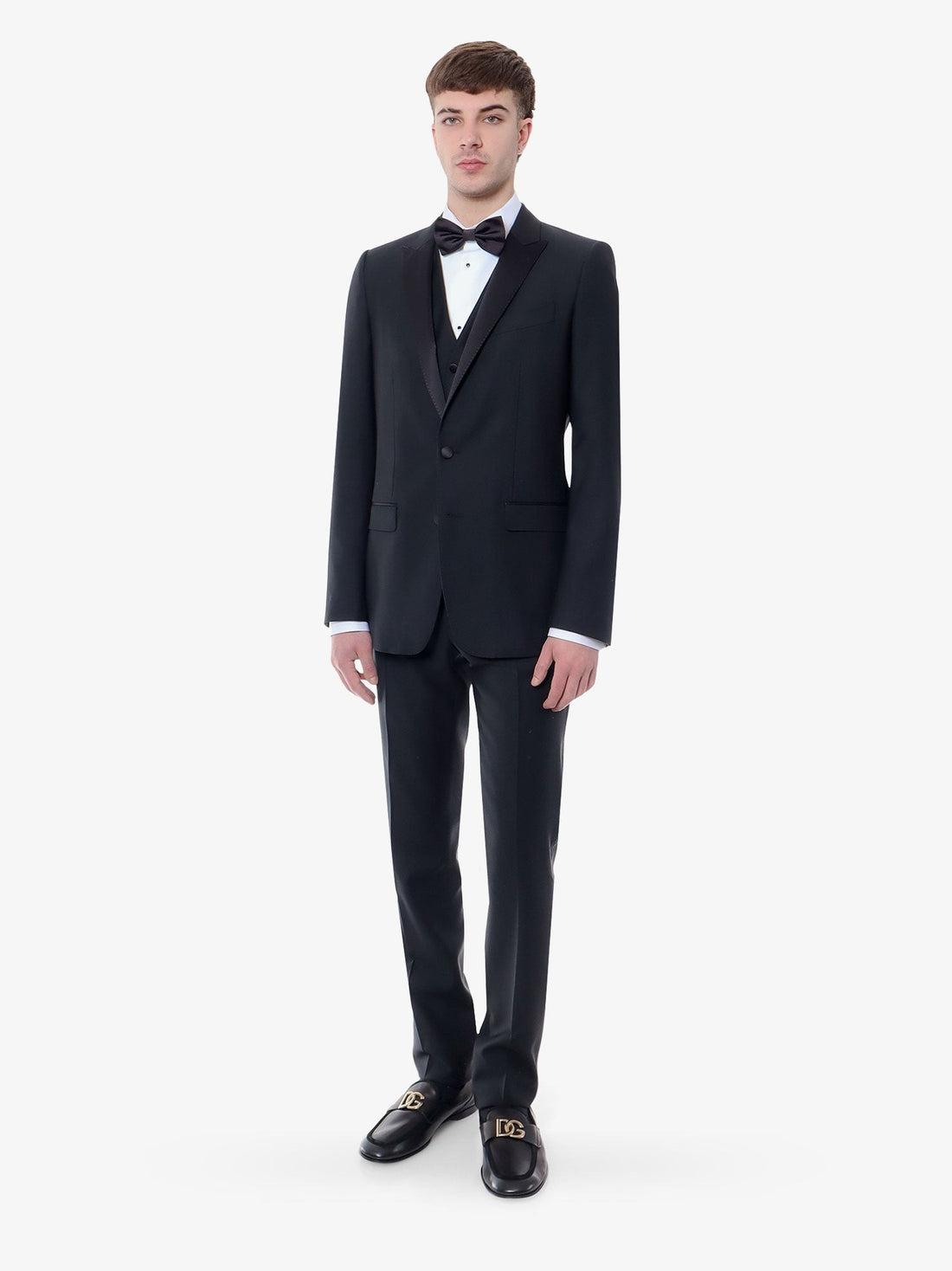 Virgin wool blend tuxedo with gilet and satin profiles